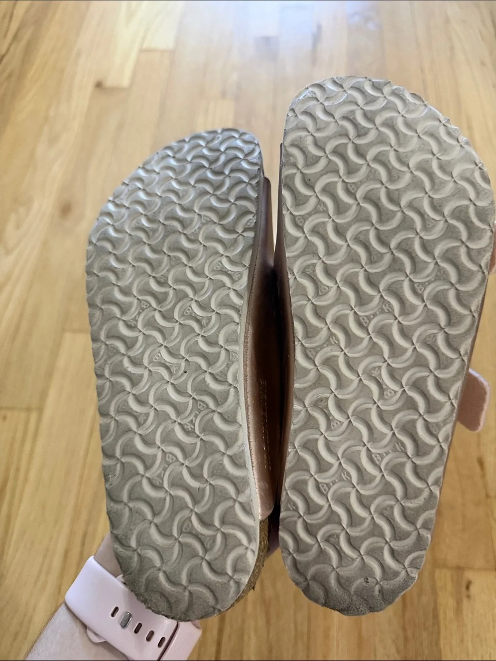 Birkenstock Rose Gold Arizona Sandals Sz 35
